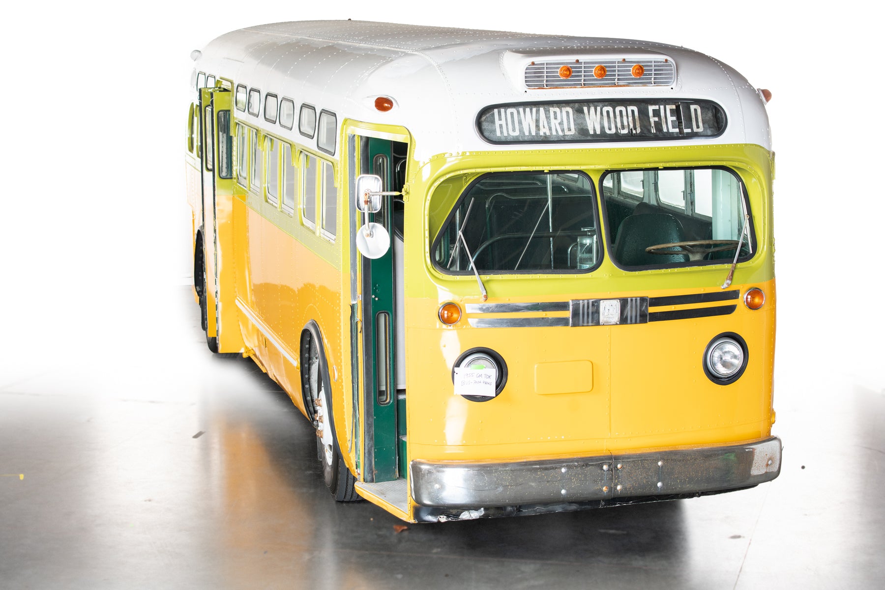 Speed Bus Model 1956 GM TDK Bus – Tyler Perry Studios Picture Cars