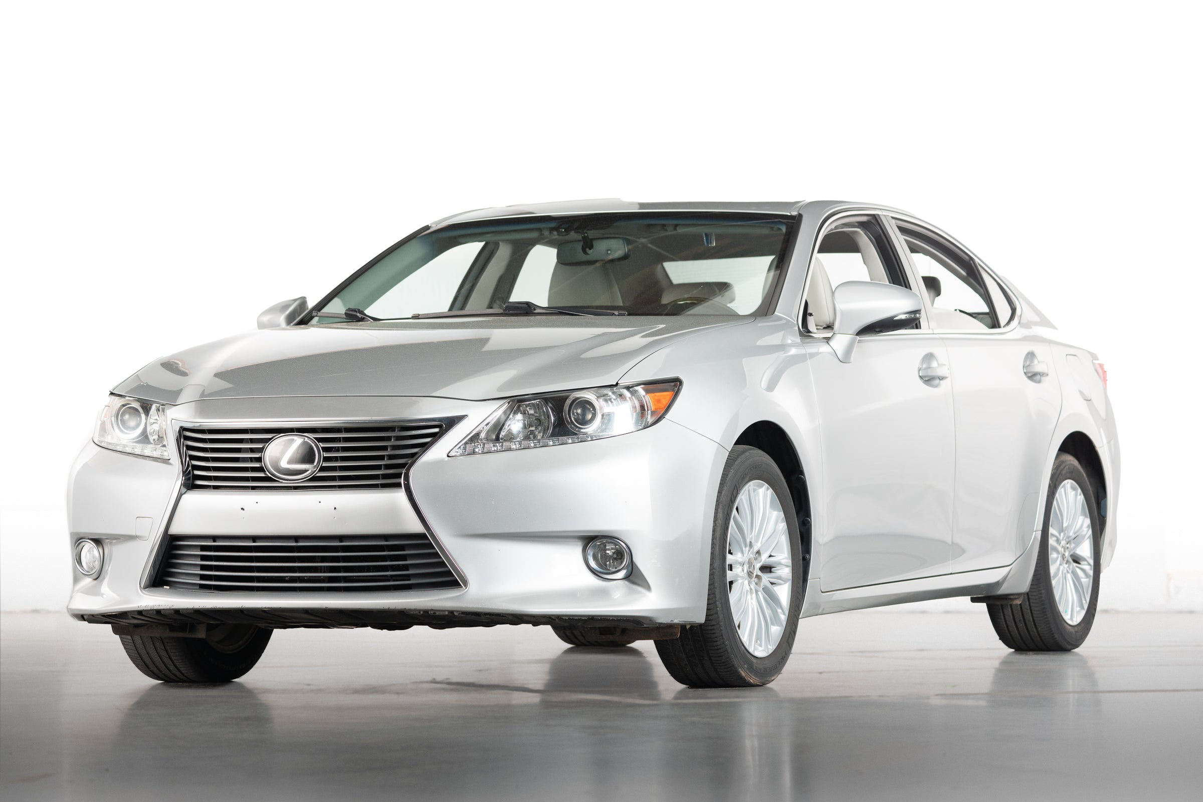 2013 Lexus ES350 – Tyler Perry Studios Picture Cars